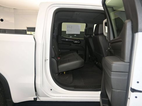 Certified 2024 GMC Sierra 1500 SLT AWD/4WD image 26