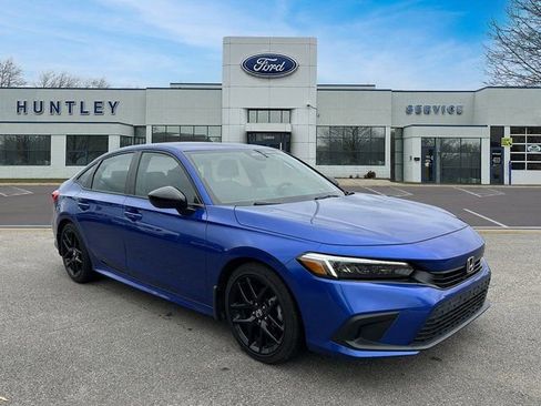 Used 2023 Honda Civic Sport image 4