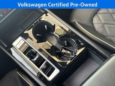 Certified 2024 Volkswagen Atlas SEL Premium R-Line image 27