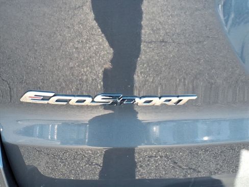 Used 2019 Ford EcoSport SE image 7