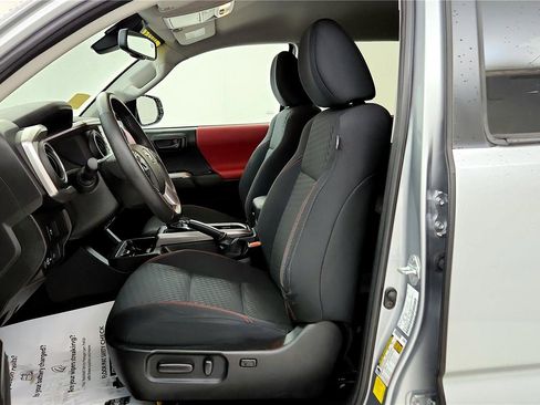 Used 2023 Toyota Tacoma SR5 image 25