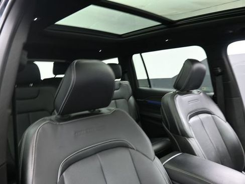 Used 2023 Jeep Grand Cherokee L Overland AWD/4WD image 31