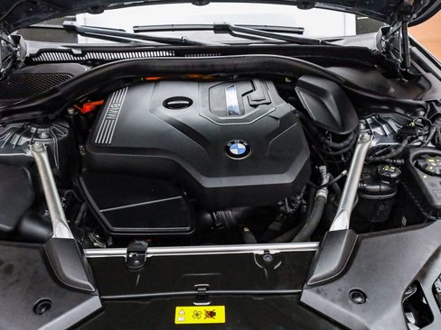 Used 2023 BMW 530e w/ M Sport Package RWD image 29