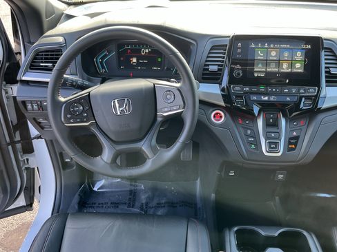 Certified 2023 Honda Odyssey Sport image 17