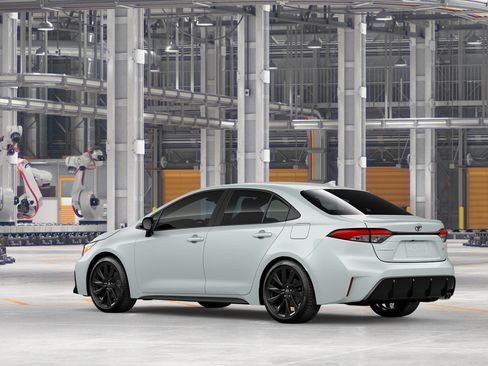 New 2026 Toyota Corolla SE FWD image 6