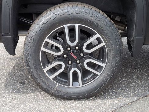 New 2026 GMC Sierra 1500 AT4 w/ AT4 Premium Package image 26