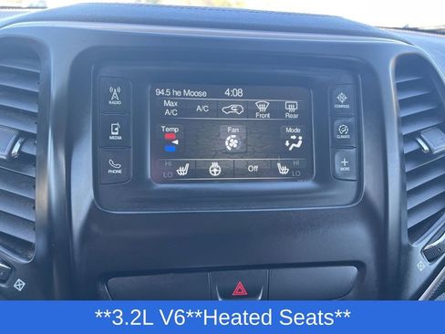 Used 2016 Jeep Cherokee Latitude w/ Cold Weather Group image 23