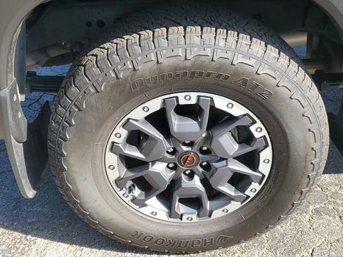 Certified 2025 Nissan Frontier PRO-4X w/ Pro Premium Package AWD/4WD image 5