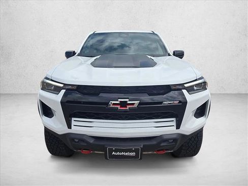 New 2026 Chevrolet Colorado ZR2 w/ Technology Package AWD/4WD image 6