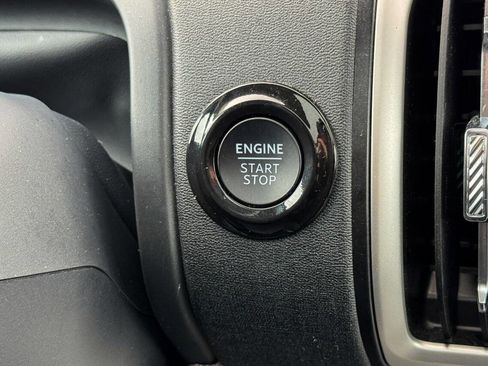 Used 2025 Ford Expedition Max Active image 35