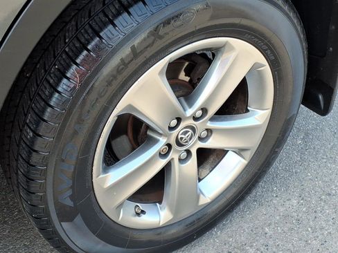 Used 2015 Toyota RAV4 XLE AWD/4WD image 10