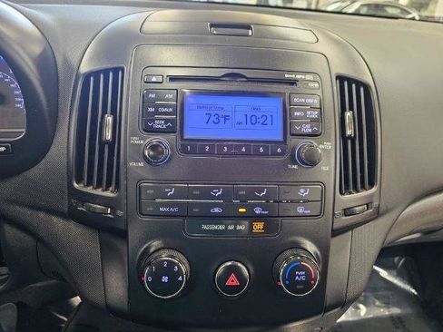 Used 2012 Hyundai Elantra w/ Preferred Pkg FWD image 21