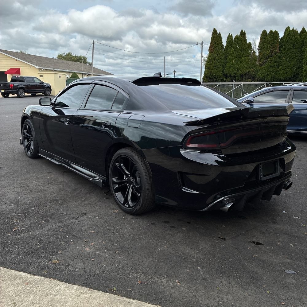 Used 2021 Dodge Charger R/T RWD image 4