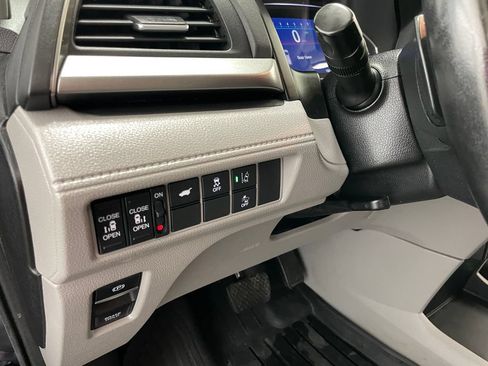Used 2020 Honda Odyssey EX-L image 27