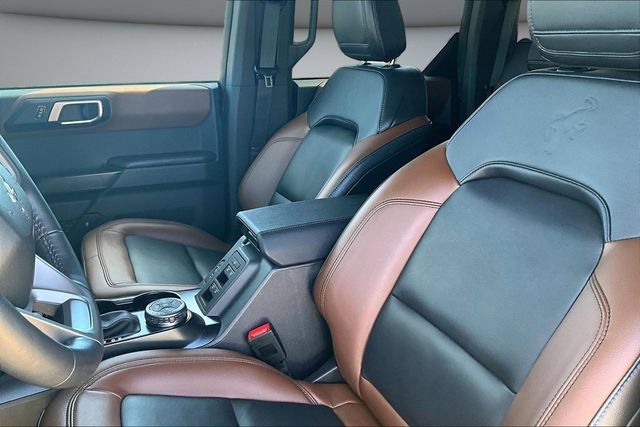 Used 2024 Ford Bronco Outer Banks AWD/4WD image 20