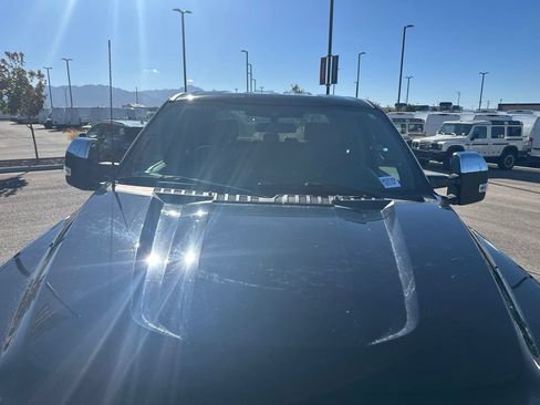Used 2021 Ford F250 XLT w/ XLT Premium Package AWD/4WD image 4