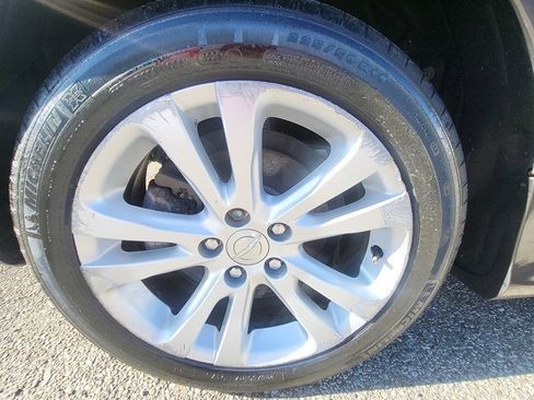 Used 2016 Chrysler 200 Limited image 29