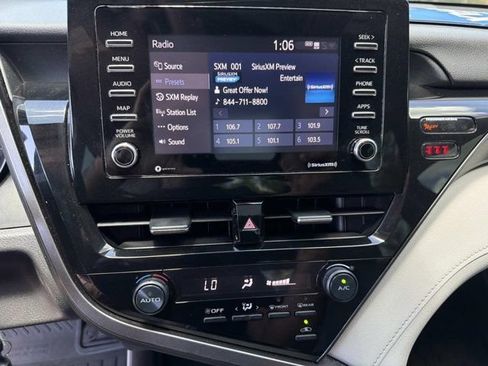 Used 2021 Toyota Camry SE FWD image 26