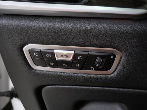 Used 2019 BMW X7 xDrive40i w/ Premium Package AWD/4WD image 31