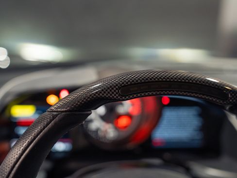 Used 2018 Ferrari 812 Superfast RWD image 41