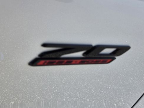 Used 2023 Chevrolet Corvette Stingray Premium Cpe w/ Z51 Performance Package RWD image 33