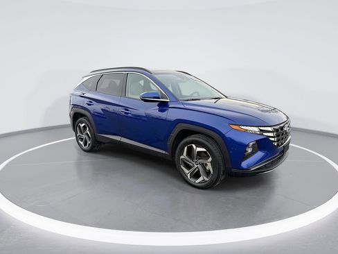 Certified 2023 Hyundai Tucson Limited w/ Cargo Package image 2