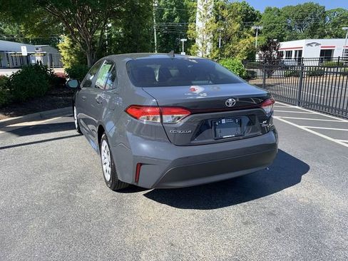 Used 2026 Toyota Corolla LE image 6