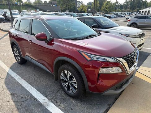 Used 2023 Nissan Rogue SV w/ SV Premium Package FWD image 6