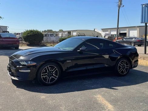 Used 2022 Ford Mustang GT Premium w/ Equipment Group 401A RWD image 4