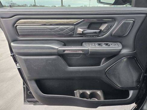 Used 2025 RAM 1500 Limited image 40