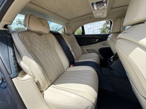 Used 2020 Bentley Flying Spur W12 AWD/4WD image 24