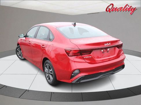 Used 2024 Kia Forte LXS image 5