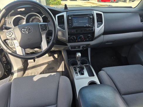 Used 2014 Toyota Tacoma PreRunner w/ TRD Sport Package image 14