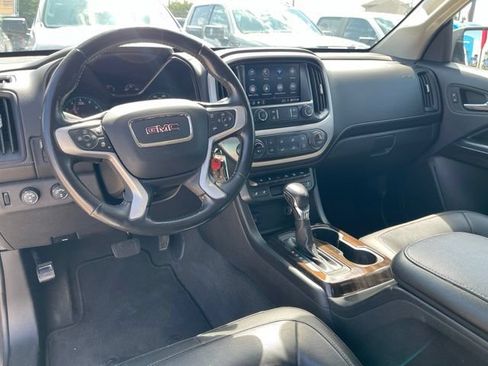 Used 2022 GMC Canyon Elevation w/ Elevation Premium Package AWD/4WD image 11