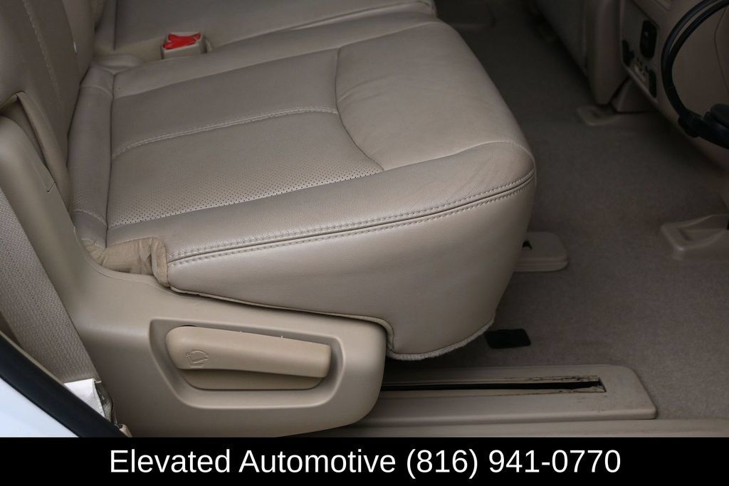 Used 2014 Nissan Pathfinder Platinum w/ Platinum Premium Package AWD/4WD image 9