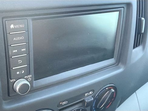 Used 2021 Nissan NV200 SV w/ Back Door Glass Package image 12