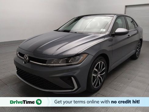 Used 2025 Volkswagen Jetta SE FWD image 1