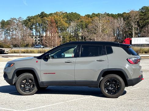 Used 2023 Jeep Compass Trailhawk image 26
