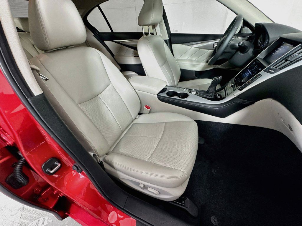 Certified 2023 INFINITI Q50 Luxe w/ Cargo Package RWD image 38