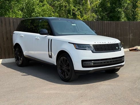 New 2026 Land Rover Range Rover Long Wheelbase SE AWD/4WD image 7