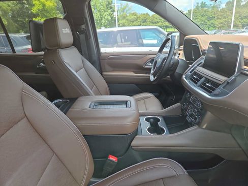 Used 2023 Chevrolet Tahoe High Country AWD/4WD image 8