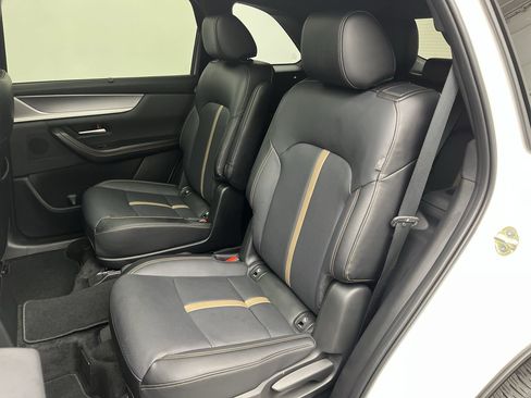 Certified 2025 MAZDA CX-90 Plug-In Hybrid w/ Premium Plus image 12