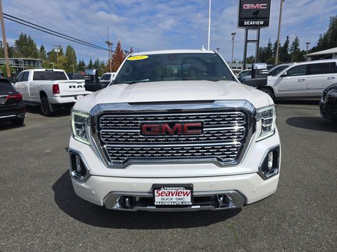 Used 2021 GMC Sierra 1500 Denali w/ Driver Alert Package II AWD/4WD image 2