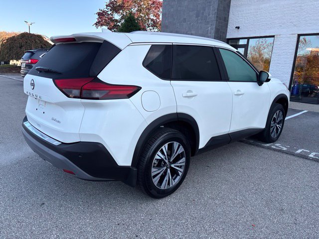 Certified 2023 Nissan Rogue SV w/ SV Premium B Package AWD/4WD image 5