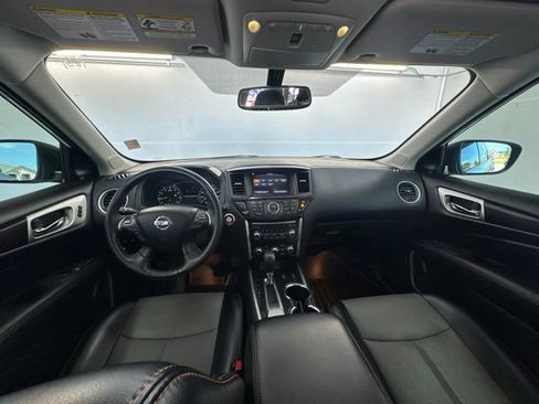 Certified 2020 Nissan Pathfinder SL FWD image 20