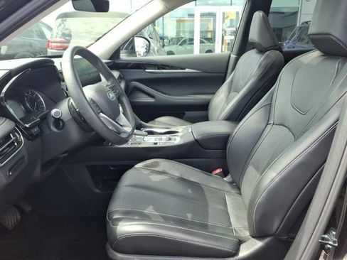 Used 2025 INFINITI QX60 Pure FWD image 25