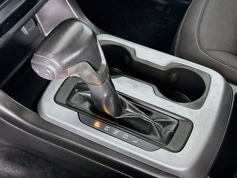Used 2020 Chevrolet Colorado LT w/ Colorado RST Special Edition AWD/4WD image 22