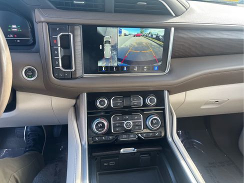 Used 2023 GMC Yukon Denali AWD/4WD image 63