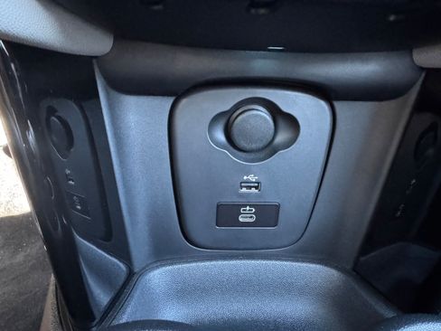 Used 2024 MINI Cooper S FWD image 31