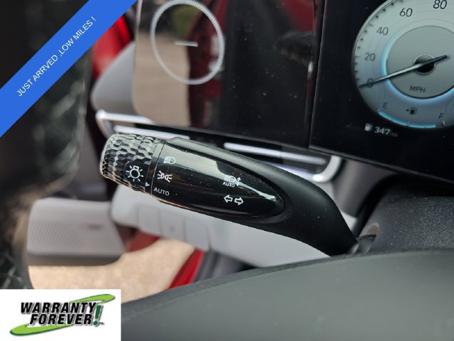 Used 2024 Hyundai Elantra Limited FWD image 23